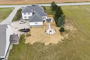 1311 N Lincoln Ave, Wapakoneta, OH 45895 - Photo 2