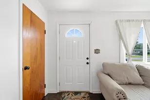 719 Lawnview Ave, Springfield, OH 45505 - Photo 4