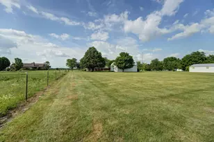 6671 Dull Rd, Arcanum, OH 45304 - Photo 4
