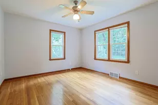 1089 Forest Dr, Dayton, OH 45434 - Photo 14