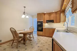 1089 Forest Dr, Dayton, OH 45434 - Photo 12