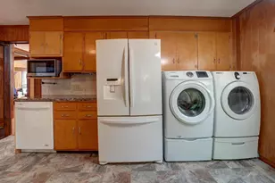 321 W 3rd St, Greenville, OH 45331 - Photo 24