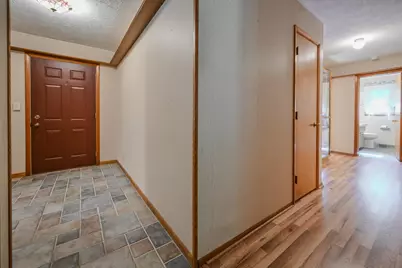 224 Meadow Lane, Springfield, OH 45505 - Photo 8