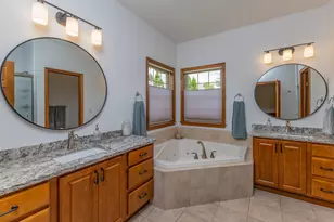 801 Hawk Ave, Tipp City, OH 45371 - Photo 16
