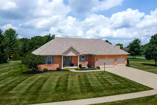801 Hawk Ave, Tipp City, OH 45371 - Photo 2