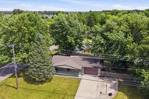 5676 Bellefontaine Rd, Dayton, OH 45424 - Photo 2