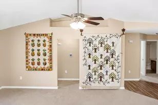 638 Willow Point Ct, Troy, OH 45373 - Photo 8