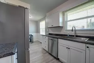 414 E Harmon Dr, Greenville, OH 45331 - Photo 8