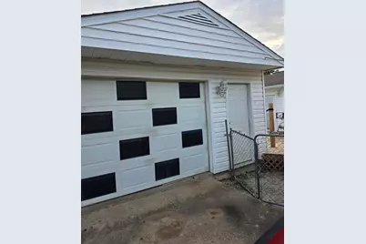 404 Pinewood Avenue, Piqua, OH 45356 - Photo 2