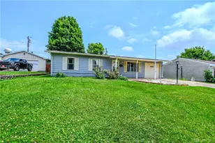 814 Bellows Dr, New Carlisle, OH 45344 - Photo 1