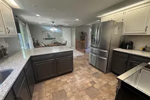 1112 Yorkshire Ct, Celina, OH 45822 - Photo 8