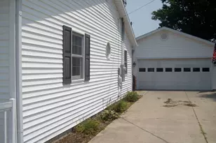 106 Pershing St, Celina, OH 45822 - Photo 8