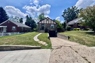 250 Castlewood Ave, Dayton, OH 45405 - Photo 2