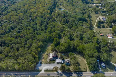 2375 Upper Valley, Springfield, OH 45502 - Photo 2