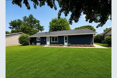 810 Cheshire Circle, Celina, OH 45822 - Photo 2