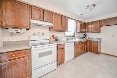 5326 W Ridgewood Road, Springfield, OH 45503 - Photo 12