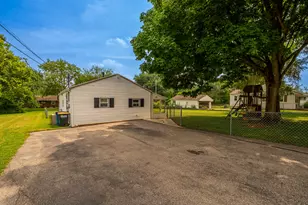 117 S Orchard St, Brookville, OH 45309 - Photo 1