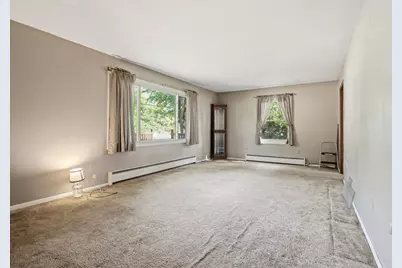 5890 Springfield Xenia Road, Springfield, OH 45502 - Photo 8