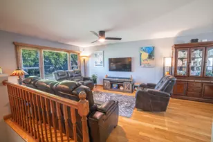 9241 Pleasant Ave, Tinley Park, IL 60487 - Photo 4