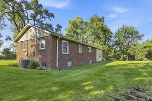 4504 E 73rd Ave, Merrillville, IN 46410 - Photo 22