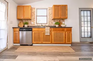 4981 Cleveland Ave, Columbus, OH 43229 - Photo 16