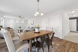 3982 Mad River Rd, Columbus, OH 43123 - Photo 10