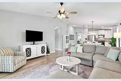 717 Riverwalk Cir, Freeport, FL 32439 - Photo 18
