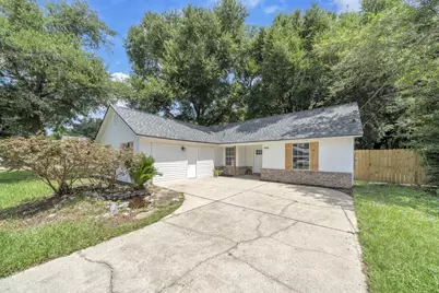 4855 Kensington Ln, Crestview, FL 32539 - Photo 6