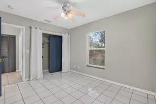 879 E Seminole Dr, Venice, FL 34293 - Photo 22