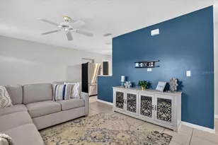 879 E Seminole Dr, Venice, FL 34293 - Photo 6