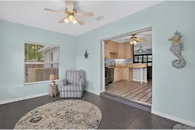 879 E Seminole Dr, Venice, FL 34293 - Photo 12