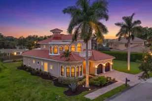 1650 Assisi Dr, Sarasota, FL 34231 - Photo 2