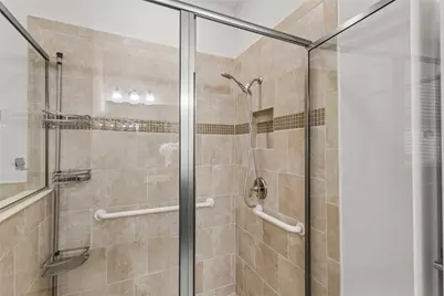2924 Oriole Dr, Sarasota, FL 34243 - Photo 22