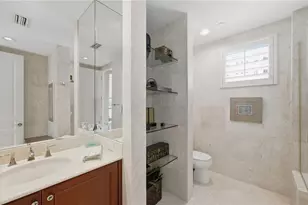 2050 Benjamin Franklin Dr, Sarasota, FL 34236 - Photo 52