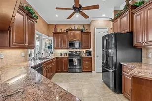 2640 Verandah Vue Dr, Lakeland, FL 33812 - Photo 18