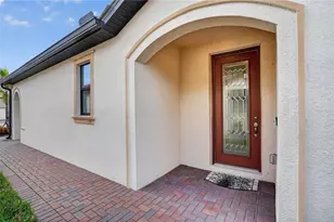 24237 Spartina Dr, Venice, FL 34293 - Photo 4