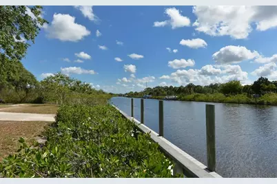 1568 Vermeer Dr, Nokomis, FL 34275 - Photo 58