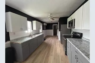 650 9th St NE, Winter Haven, FL 33881 - Photo 4