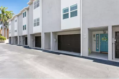 521 Pinellas Bayway S #105, Tierra Verde, FL 33715 - Photo 4