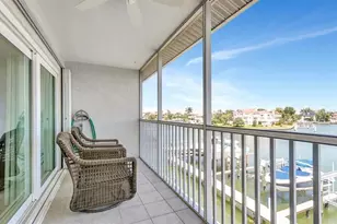 521 Pinellas Bayway S, Tierra Verde, FL 33715 - Photo 10