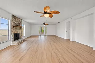9930 Eagles Point Cir, Port Richey, FL 34668 - Photo 14