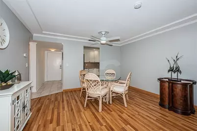 1100 E Bay Dr #68, Largo, FL 33770 - Photo 6