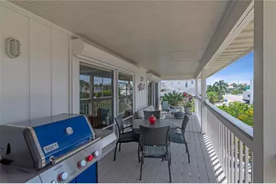 16103 Gulf Blvd, Redington Beach, FL 33708 - Photo 18