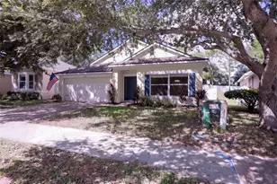 1416 Longville Cir, Tavares, FL 32778 - Photo 2