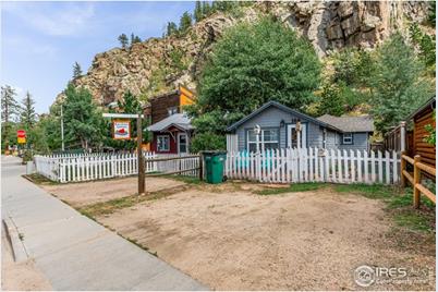 160 E Riverside Dr Estes Park Co 80517 Mls 894114 Coldwell