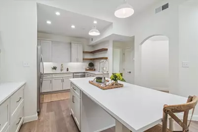 4040 Avondale Ave #105, Dallas, TX 75219 - Photo 6