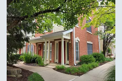 2662 McKnight Crossing Ct, Saint Louis, MO 63119 - Photo 1