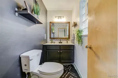 20 Alpha Dr, Florissant, MO 63031 - Photo 26