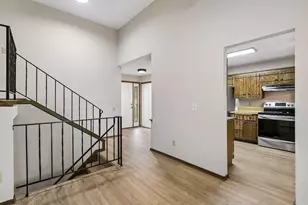 1080 Churchill Cir, Shoreview, MN 55126 - Photo 8