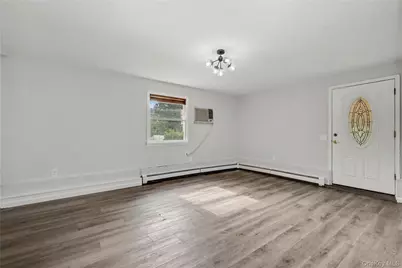 29 Stillwell Ave, Yonkers, NY 10704 - Photo 14